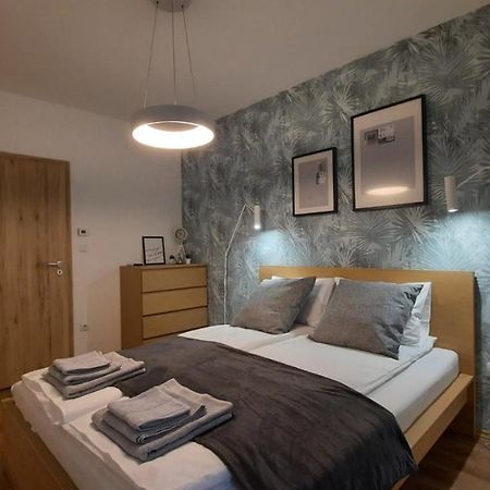 Bpr Space Grey Home With Balcony 布达佩斯 外观 照片