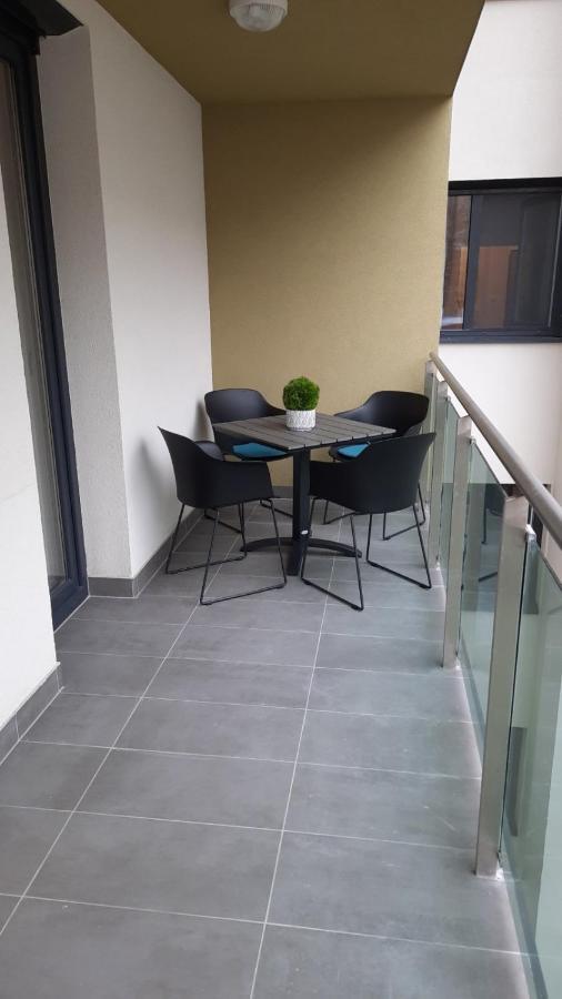 Bpr Space Grey Home With Balcony 布达佩斯 外观 照片