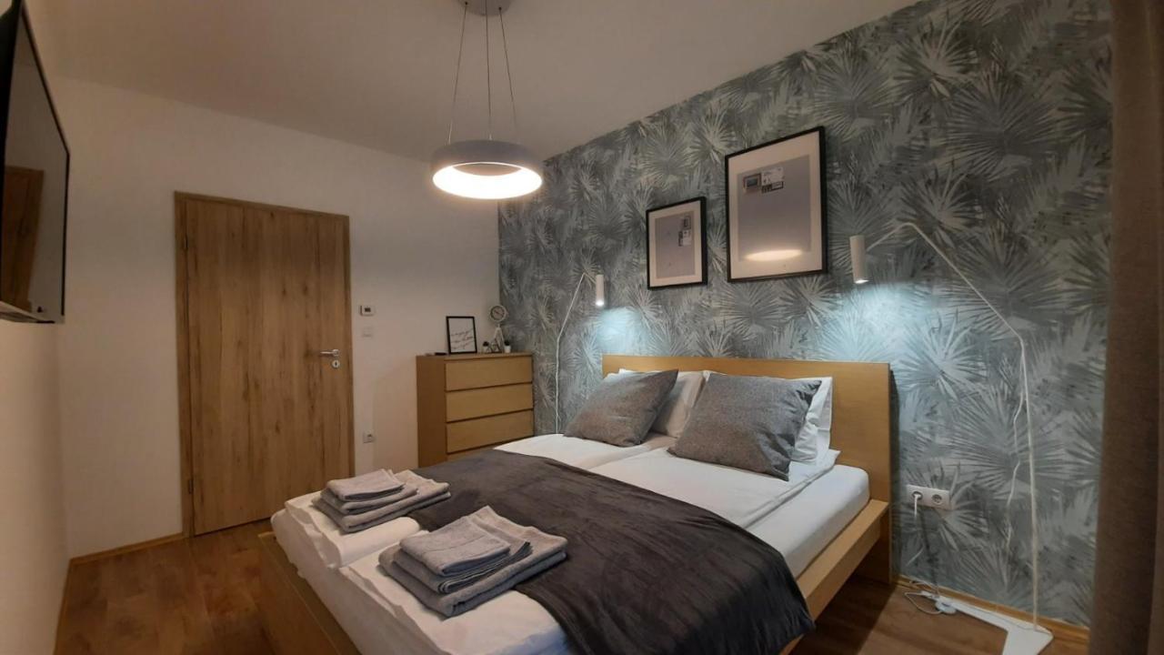 Bpr Space Grey Home With Balcony 布达佩斯 外观 照片