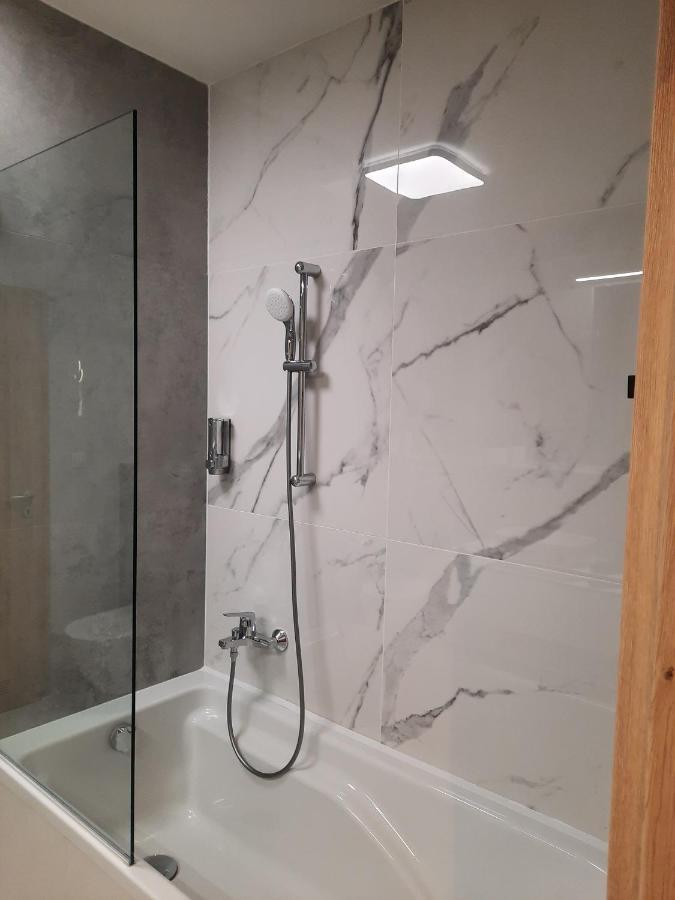 Bpr Space Grey Home With Balcony 布达佩斯 外观 照片